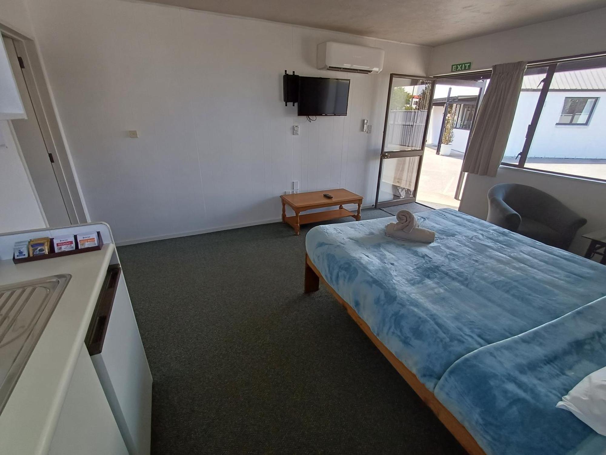 Gothic Heights Motel Christchurch Room photo