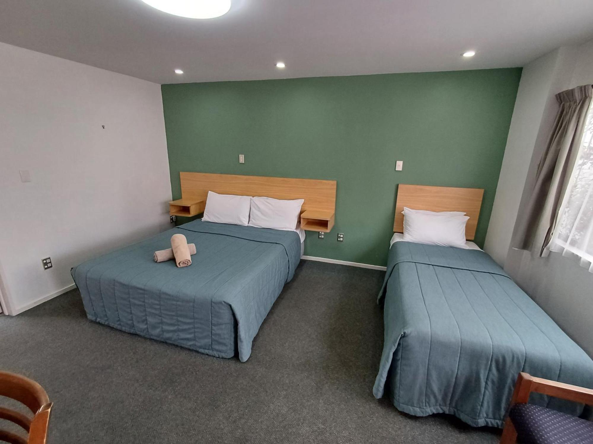 Gothic Heights Motel Christchurch Room photo