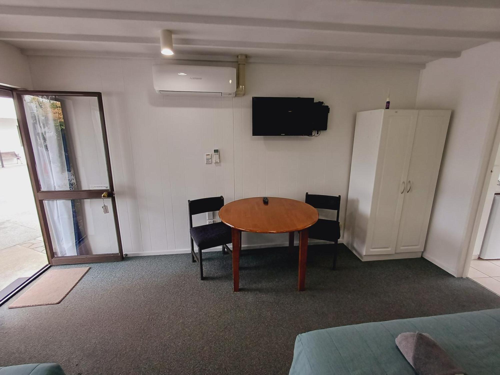 Gothic Heights Motel Christchurch Room photo