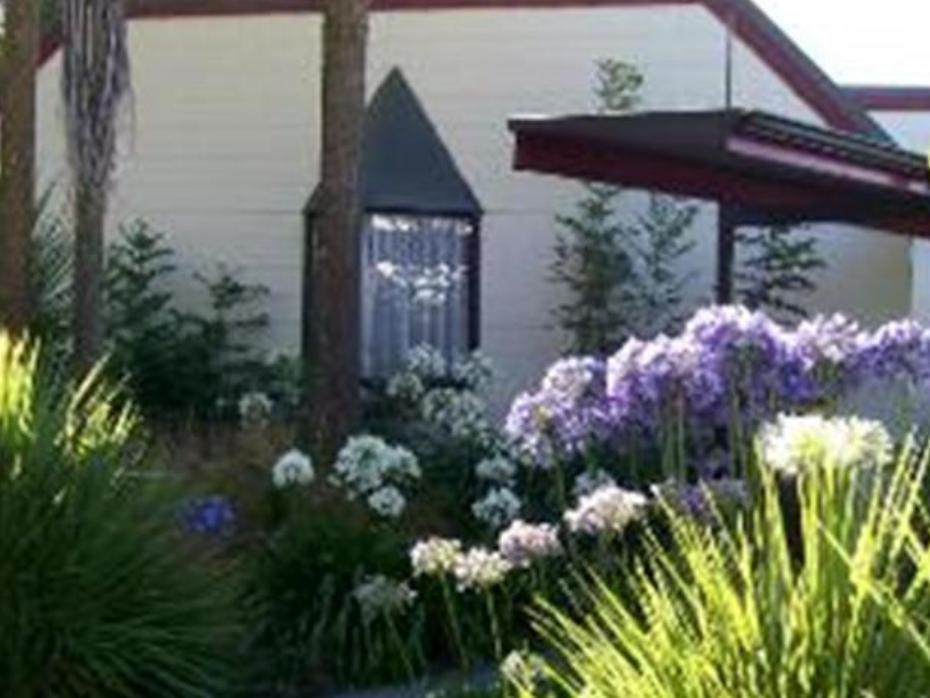 Gothic Heights Motel Christchurch Exterior photo